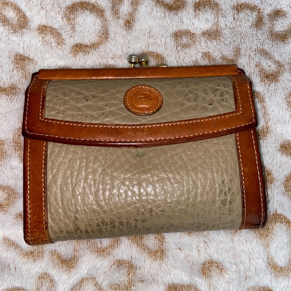 VINTAGE Dooney & Bourke Wallet AWL